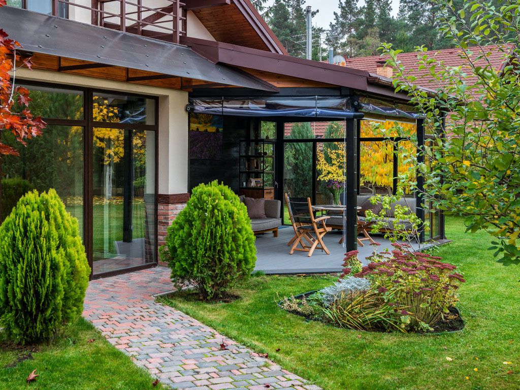 backyard-of-home